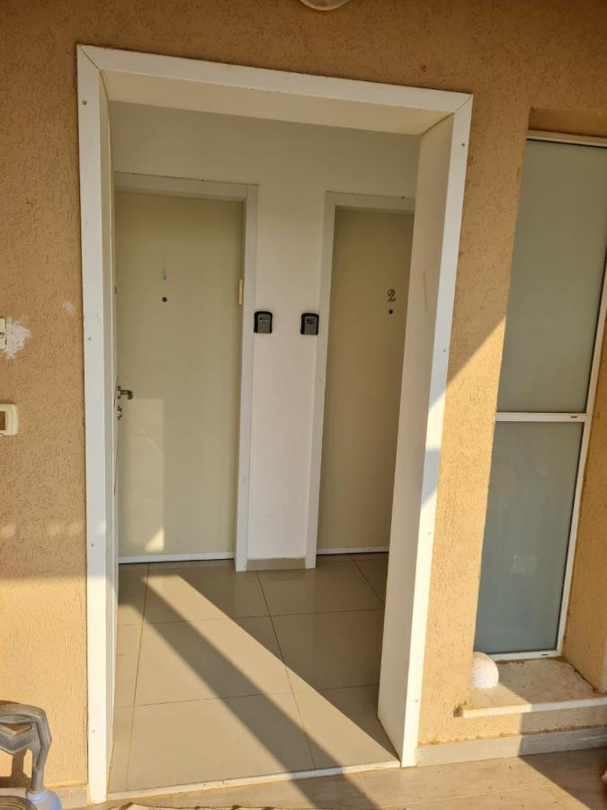 אילן ו אילנית בתי אירוח ביישוב אשלים Villa Esterno foto